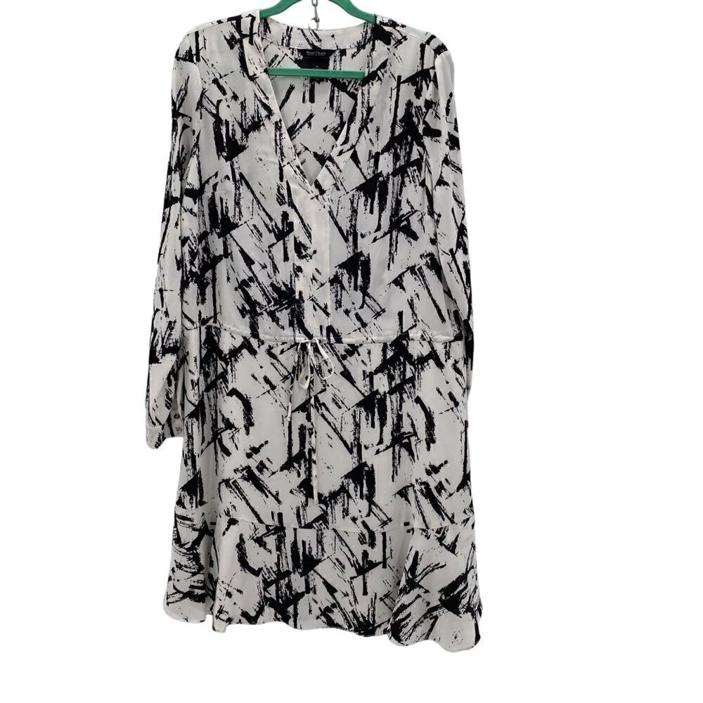White House Black Market V-Neck Long Sleeve Dress Women's Size M